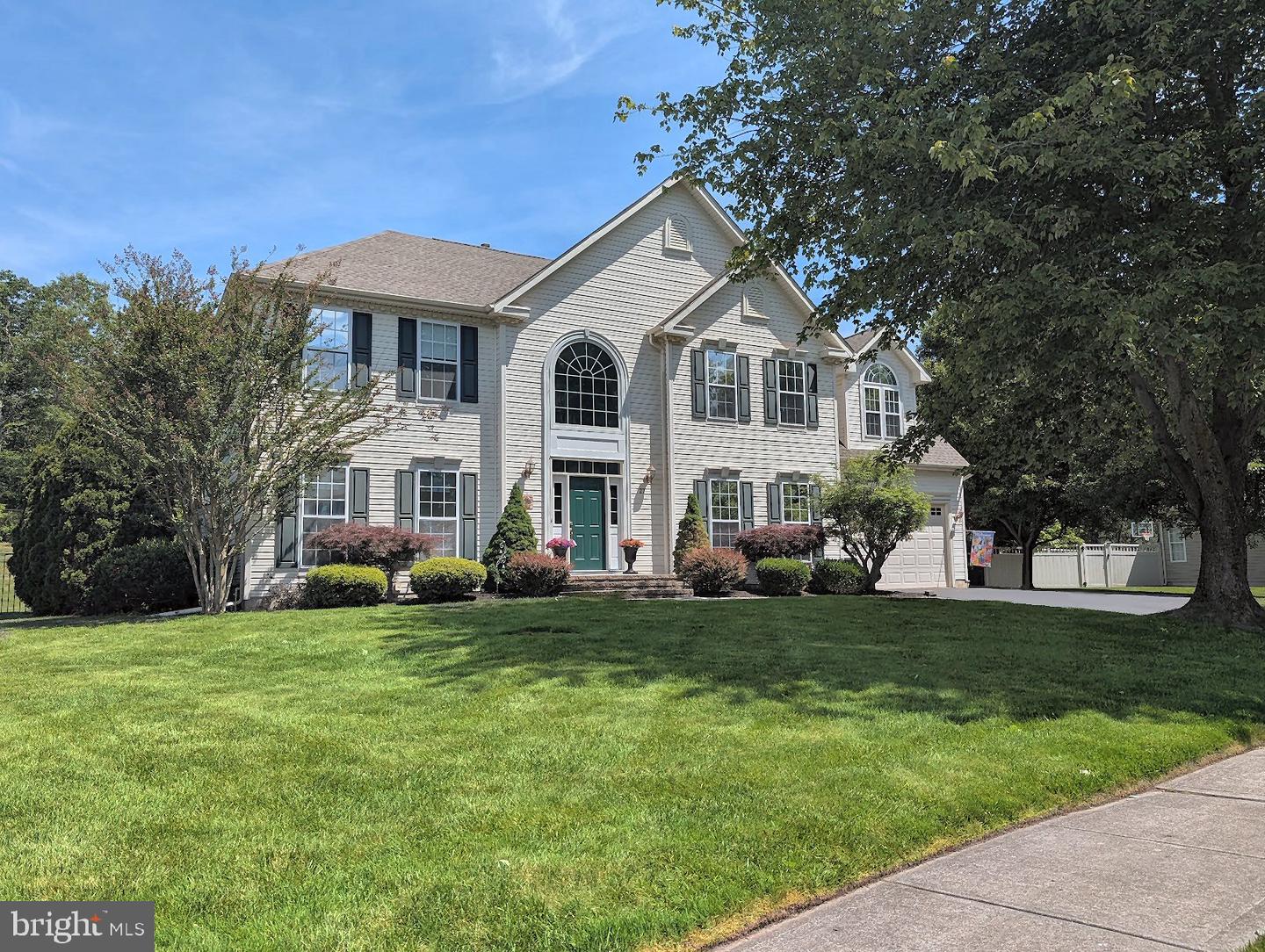 27 PENN PL