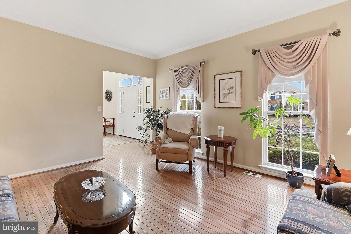 27 Penn Pl Property Photo 12