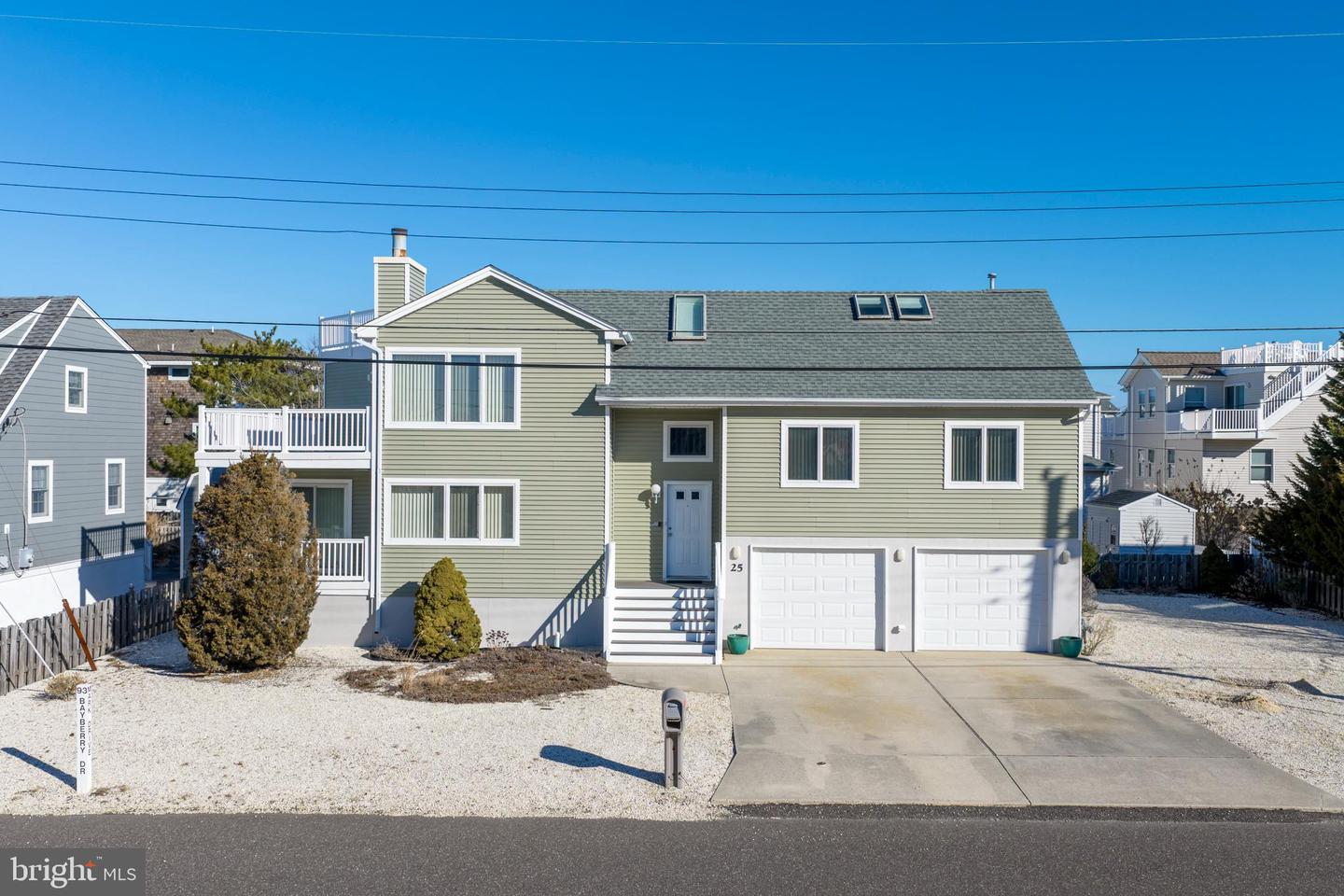 25 W BAYBERRY DR