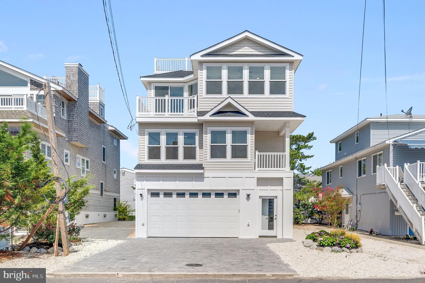 2904 N Atlantic Property Photo 1