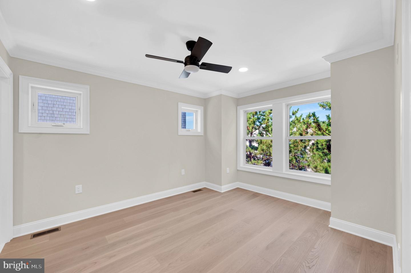 2904 N Atlantic Property Photo 18