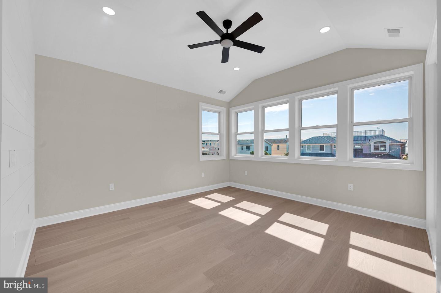 2904 N Atlantic Property Photo 45