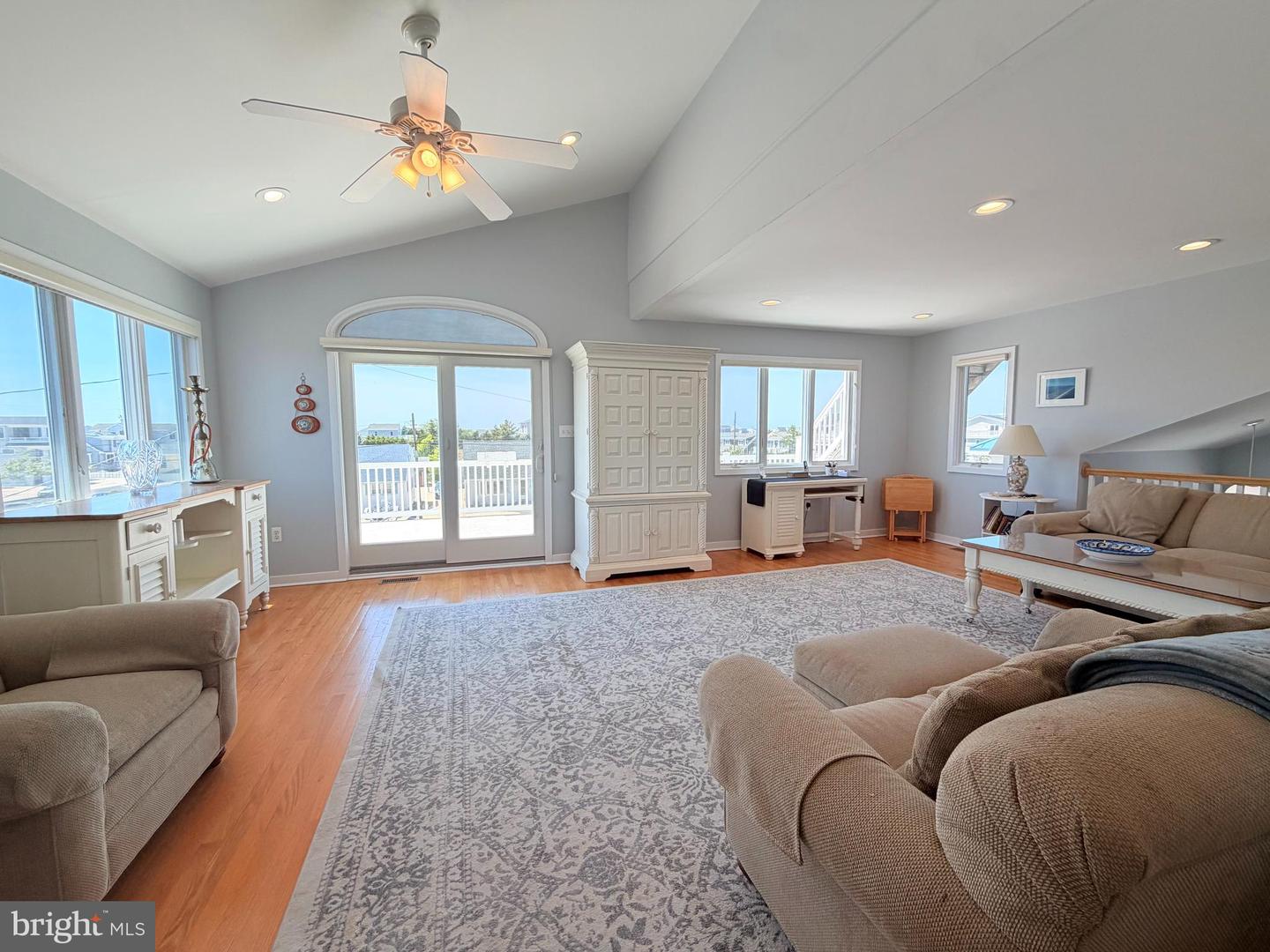 212 N Barnegat Ave Property Photo 11
