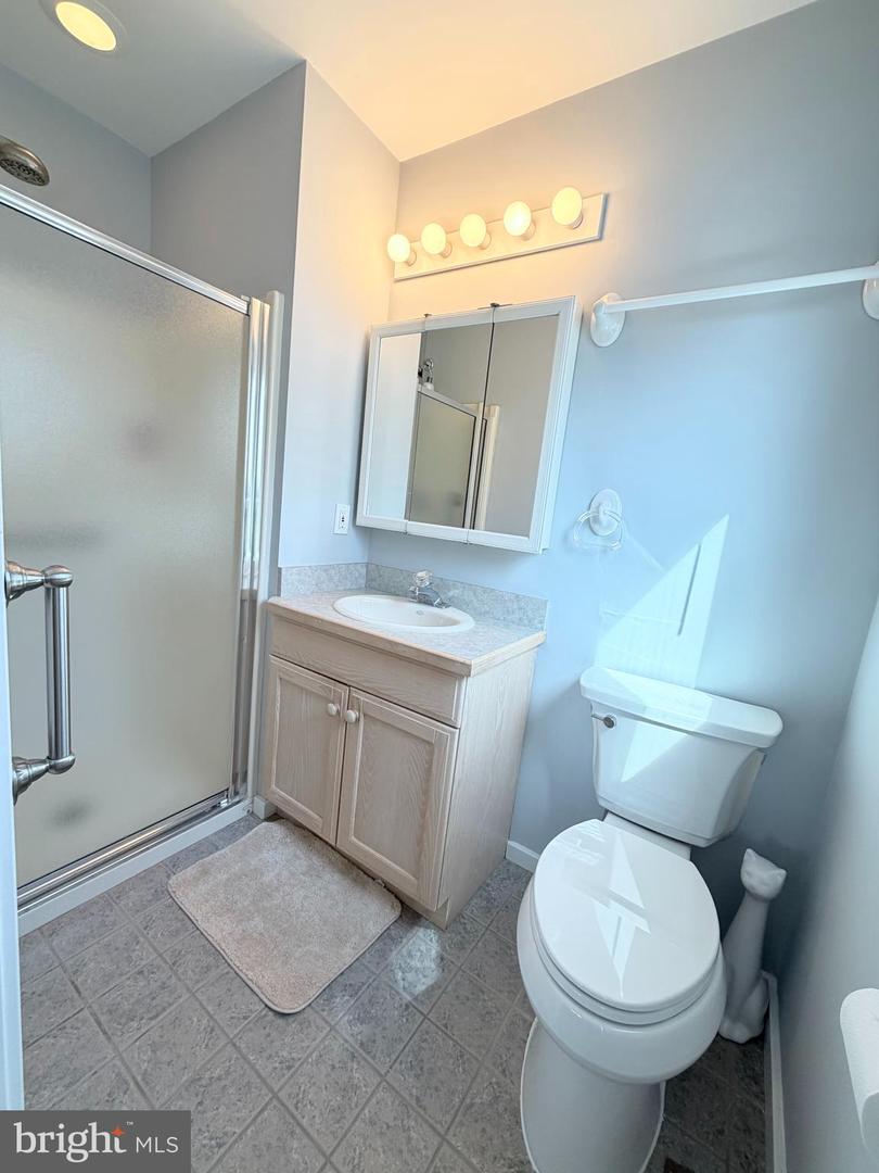 212 N Barnegat Ave Property Photo 21