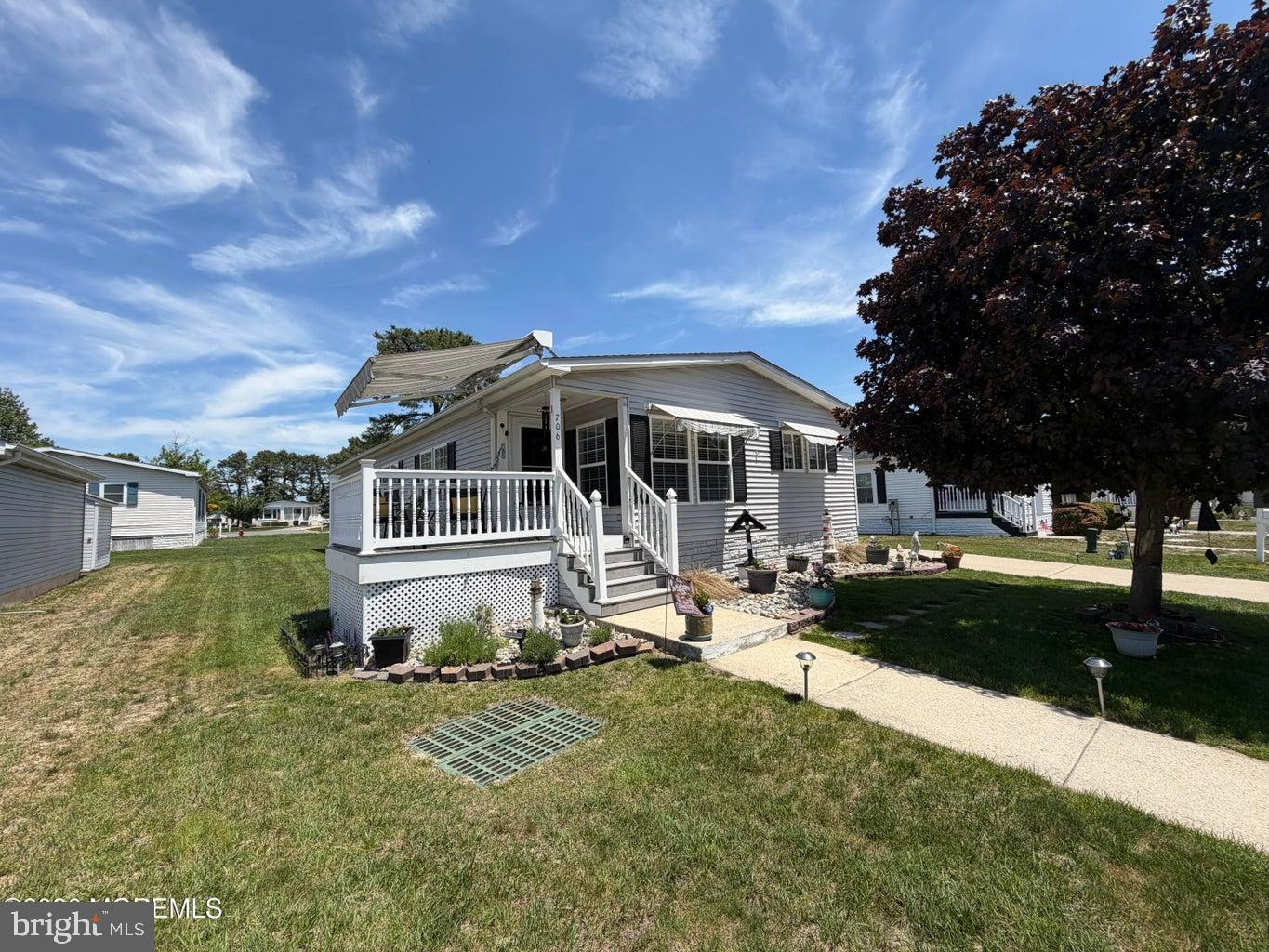 706 Evergreen Ct Property Photo 1