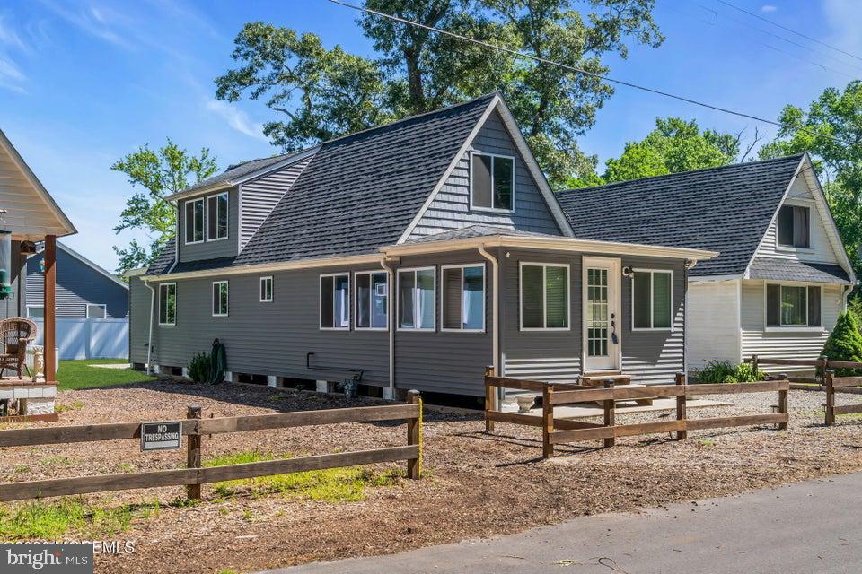 375 E Barnegat Ave Property Photo 1