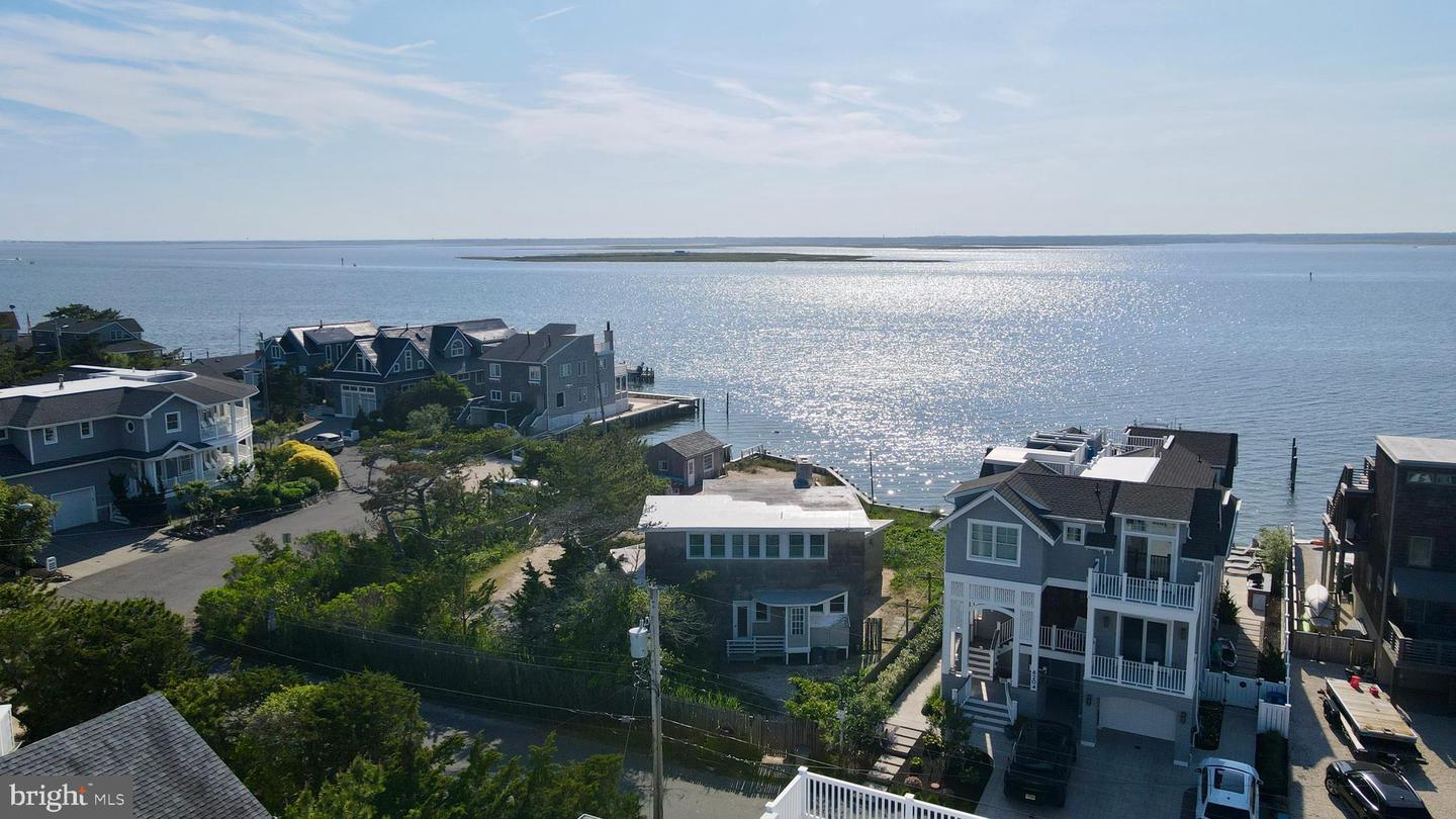 8202 Bay Ter Property Photo 1