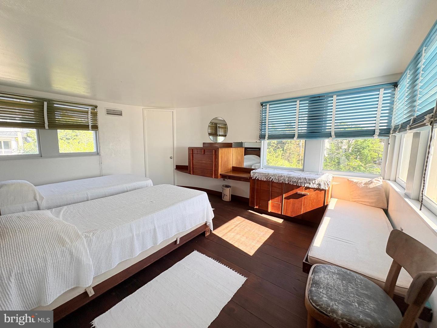 8202 Bay Ter Property Photo 40