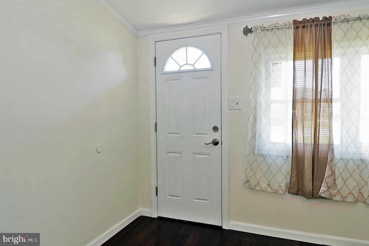 1016 Waterview Way Property Photo 7