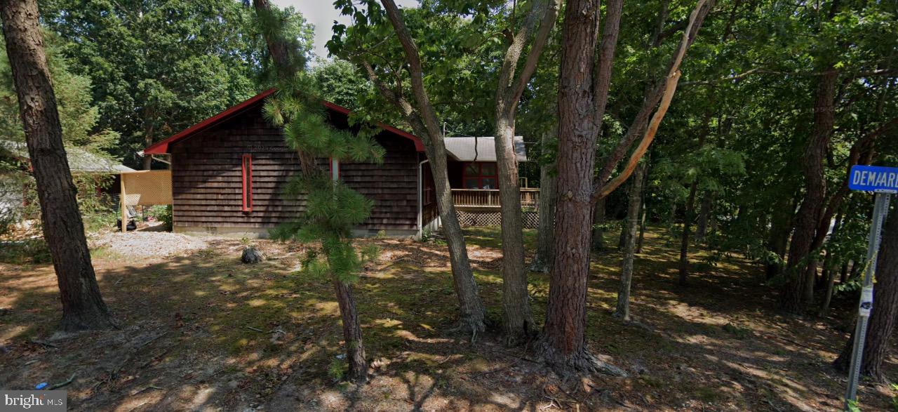 3 Demaret Property Photo 2