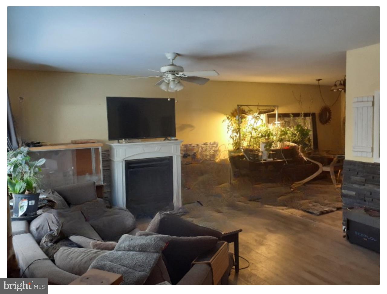 3 Demaret Property Photo 3