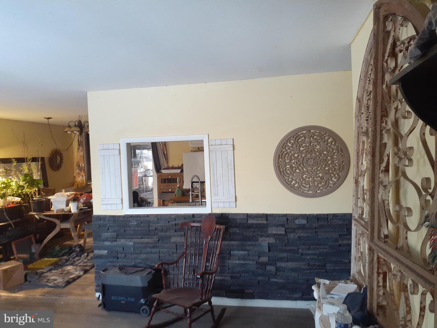 3 Demaret Property Photo 4