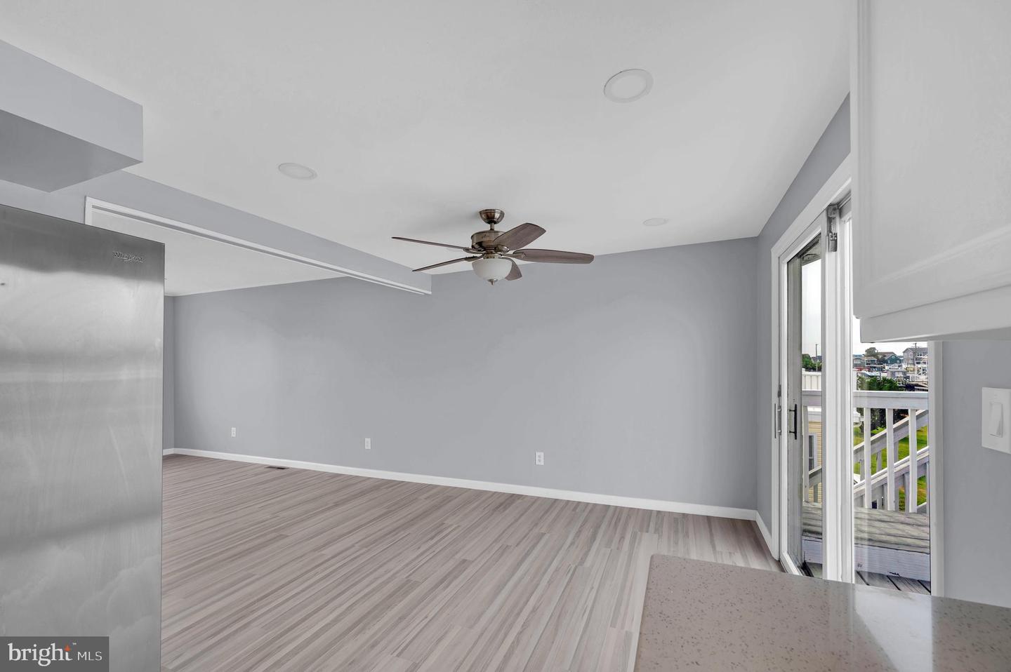 17 Delaware W Property Photo 50