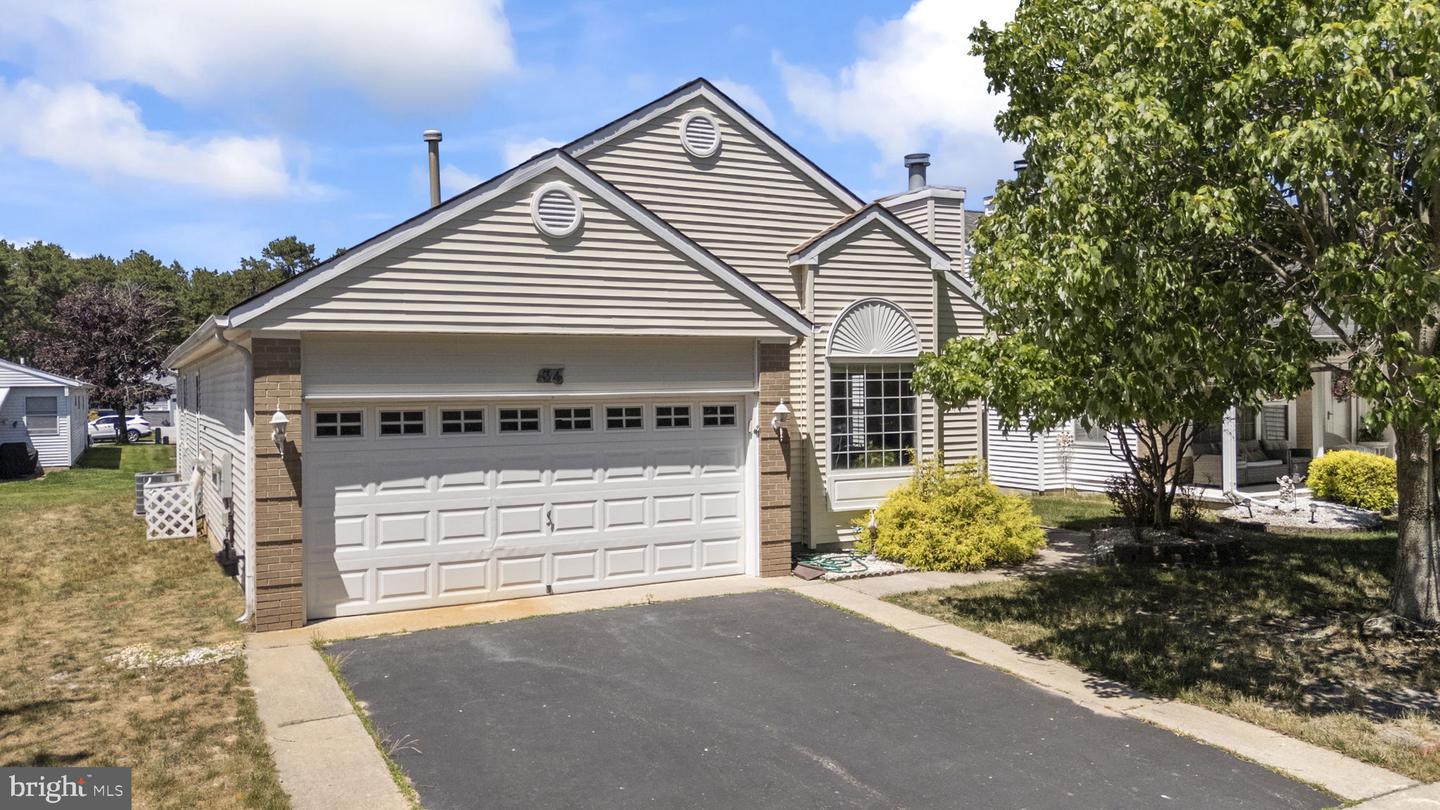 34 WINTERTON DR