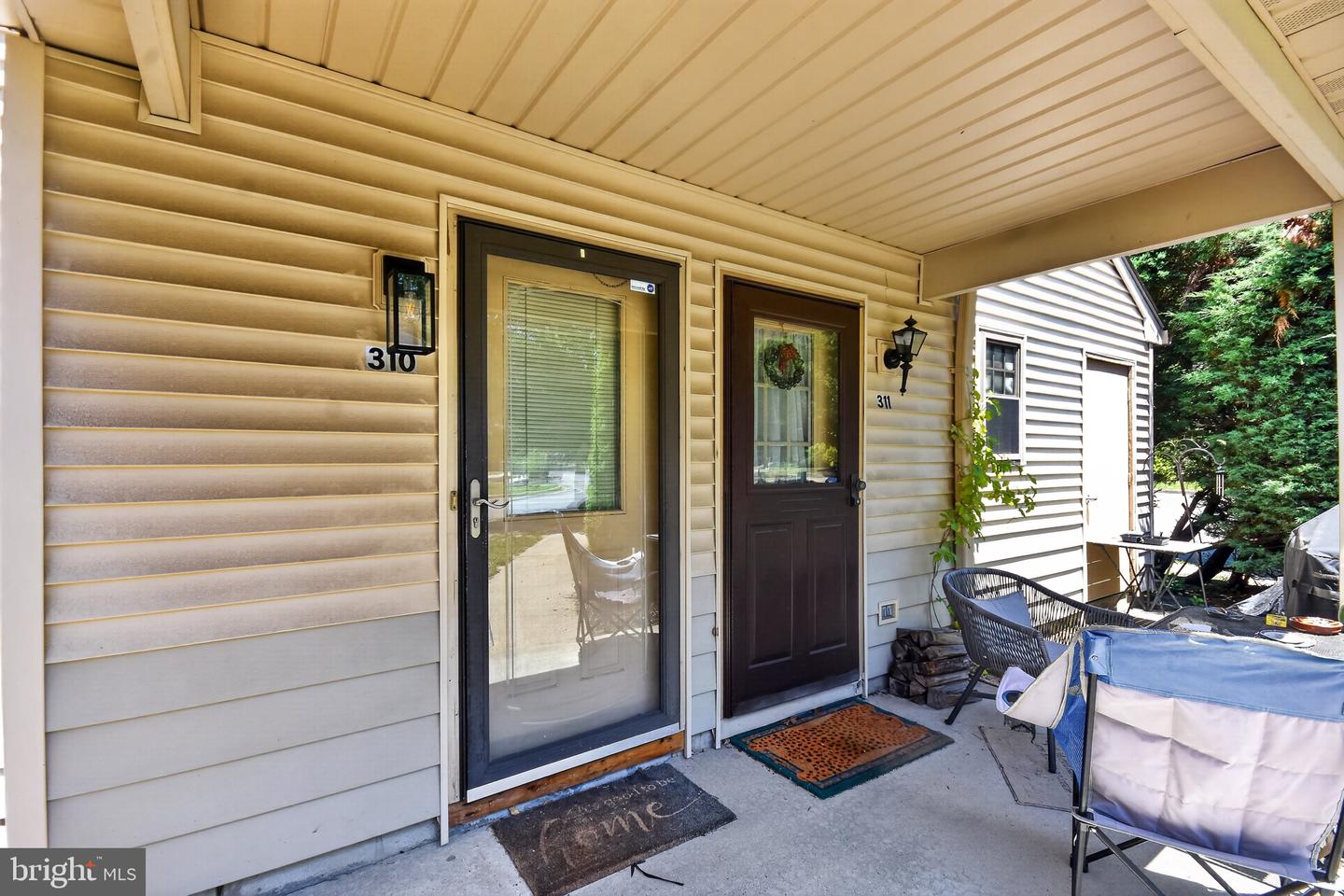 310 Owls Nest Ct Property Photo 2