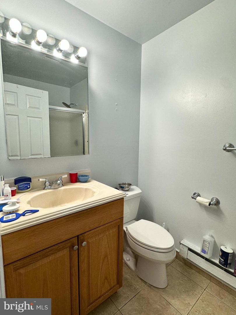 680-b Huntington Dr Property Photo 23