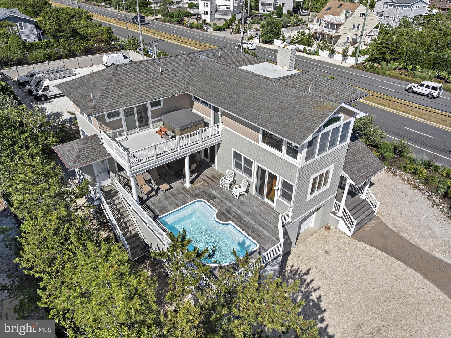 10-a Long Beach Blvd Property Photo 3