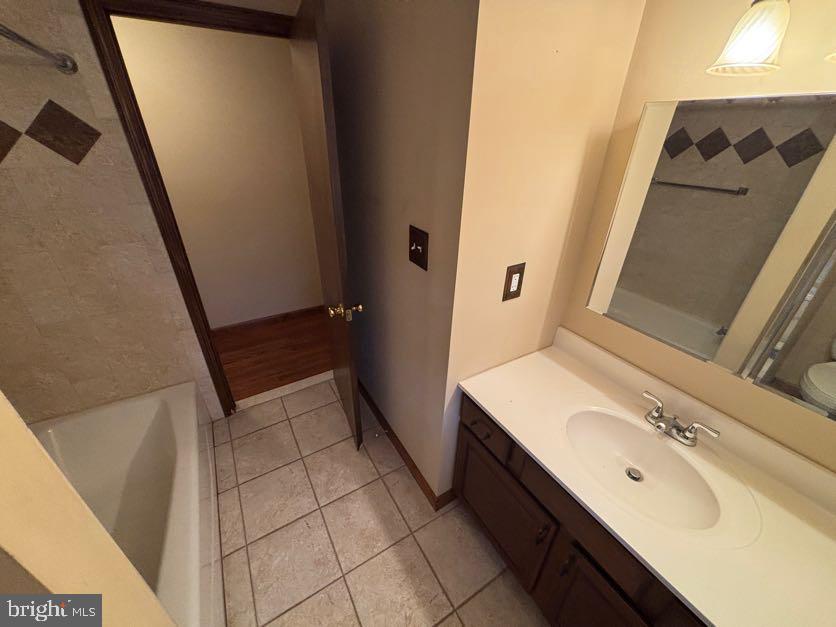 15 Cedar St Property Photo 5