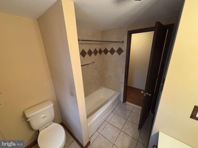 15 Cedar St Property Photo 6
