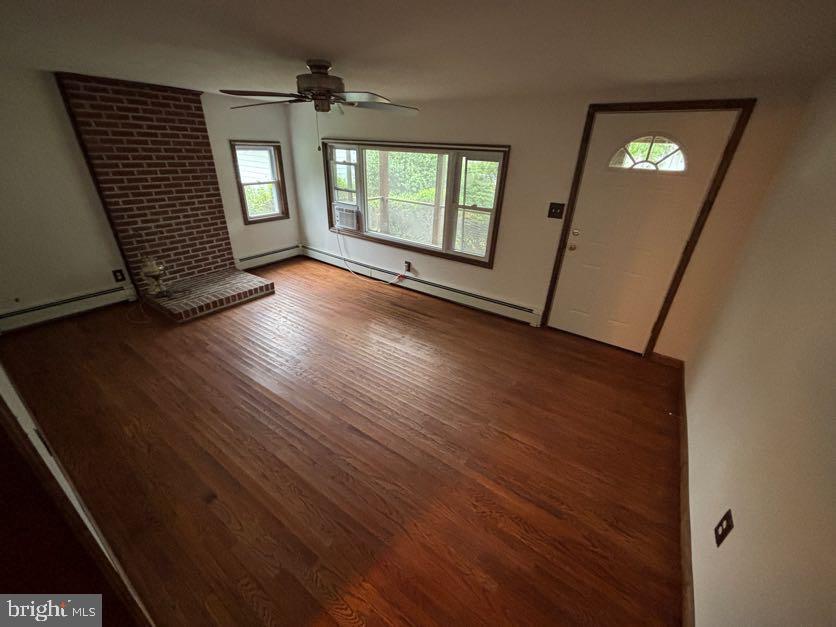 15 Cedar St Property Photo 7