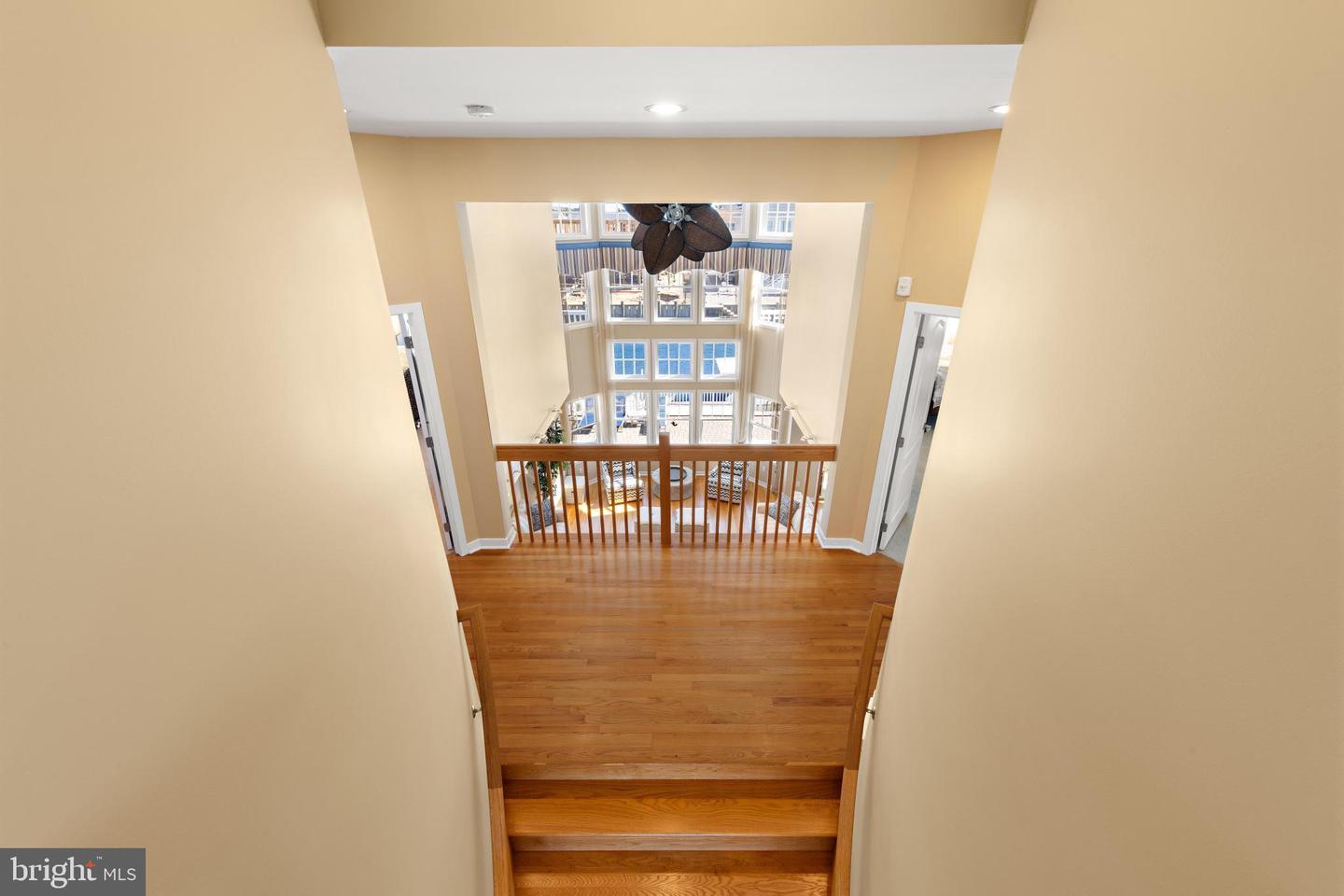 15 W Ryerson Ln Property Photo 28