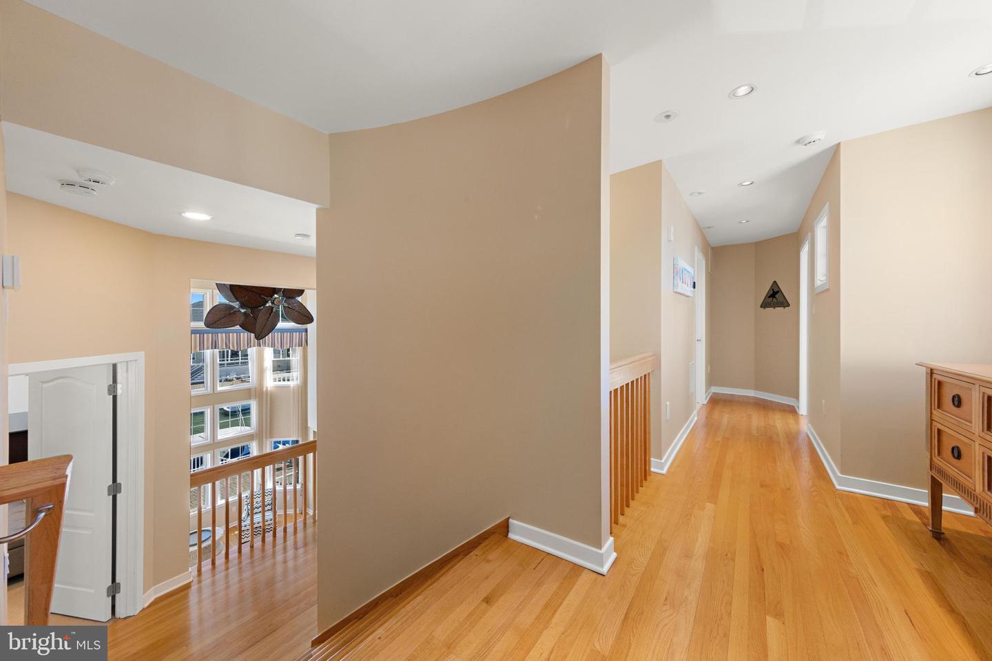 15 W Ryerson Ln Property Photo 65