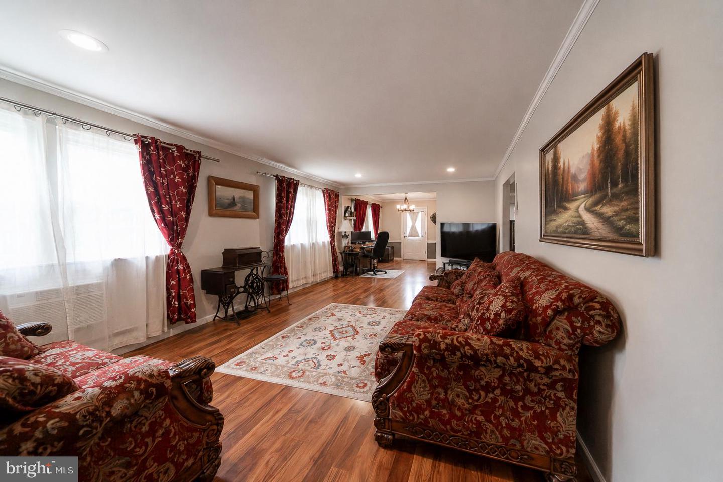 6 Stoneham Pl Property Photo 5