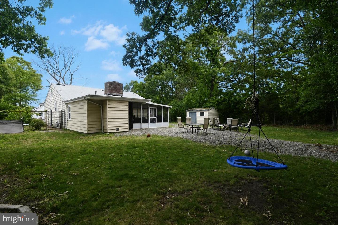 28 Cedar St Property Photo 27