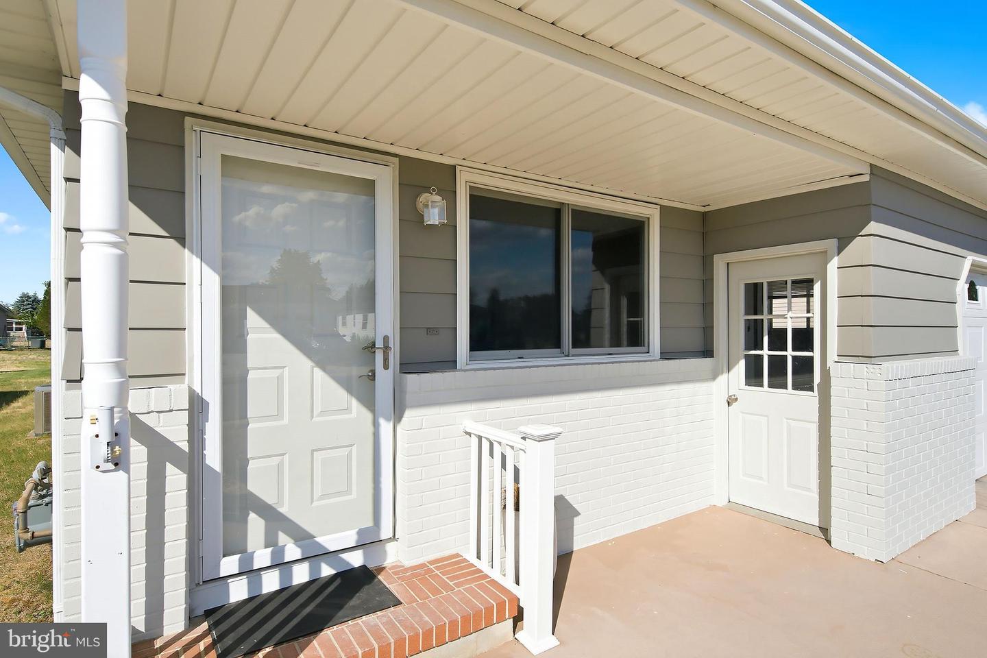 205 Bonaire Dr Property Photo 4