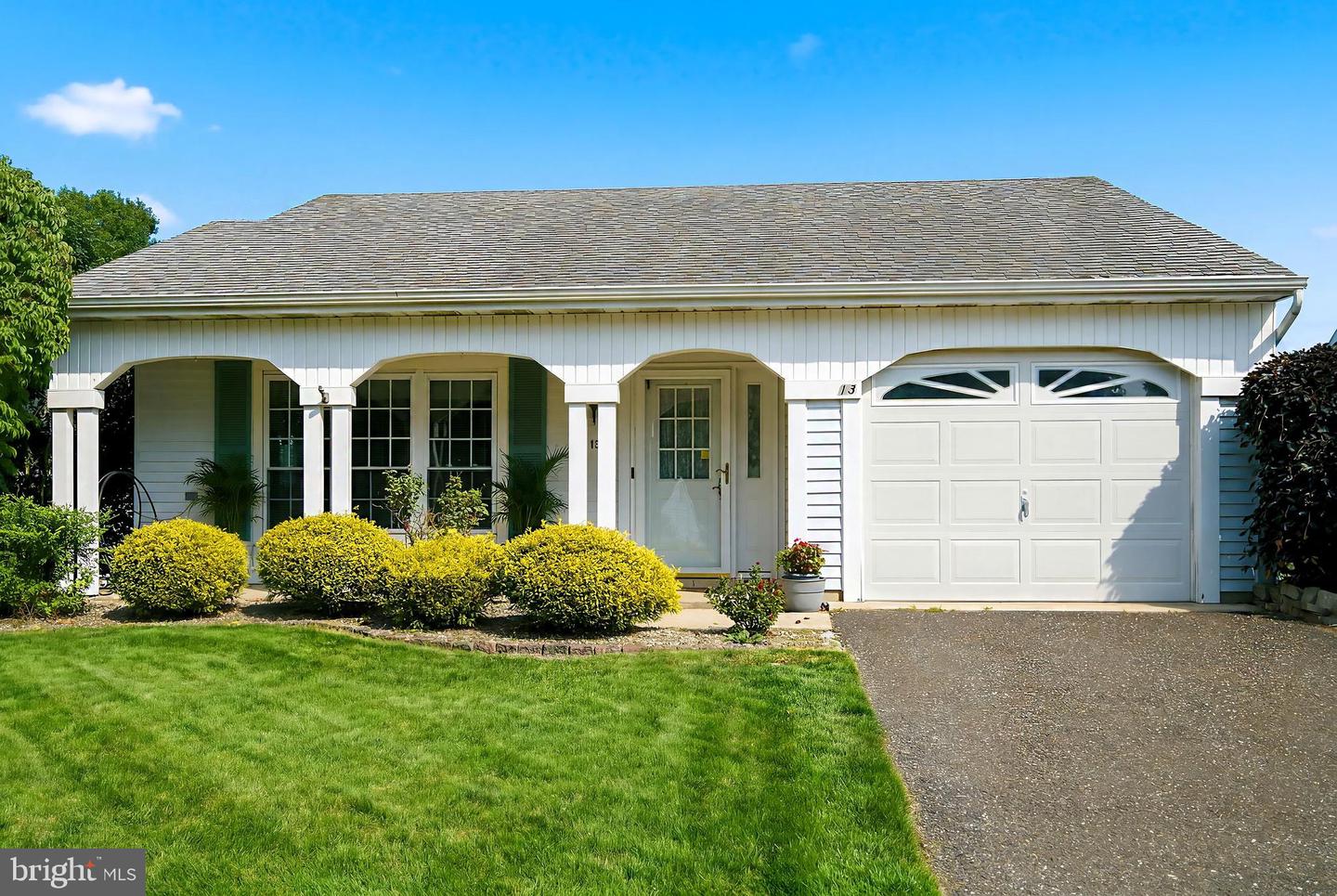 13 APPLEBY PL Property Photo 1