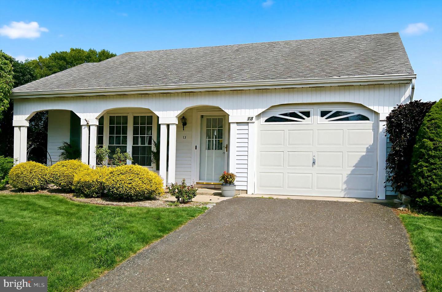 13 Appleby Pl Property Photo 2