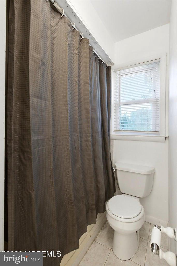 81 Elm St Property Photo 23