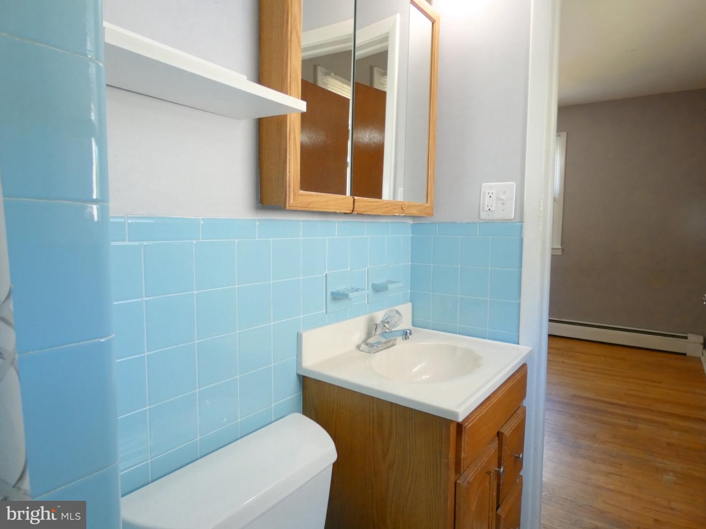 93 Outboard Ave Property Photo 8