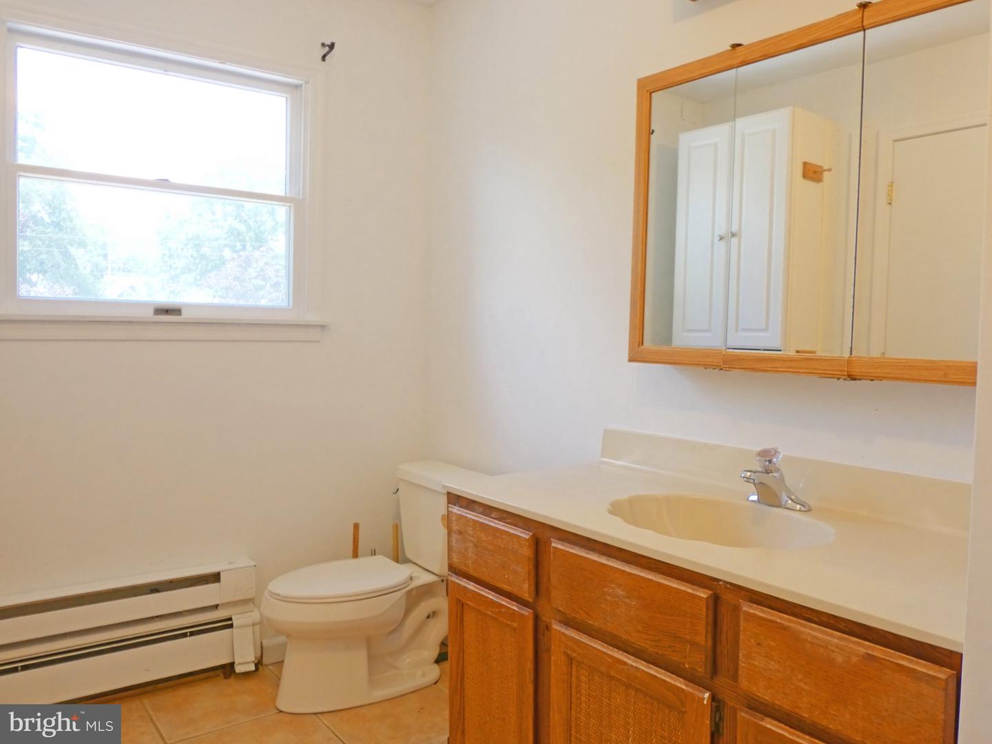 93 Outboard Ave Property Photo 13