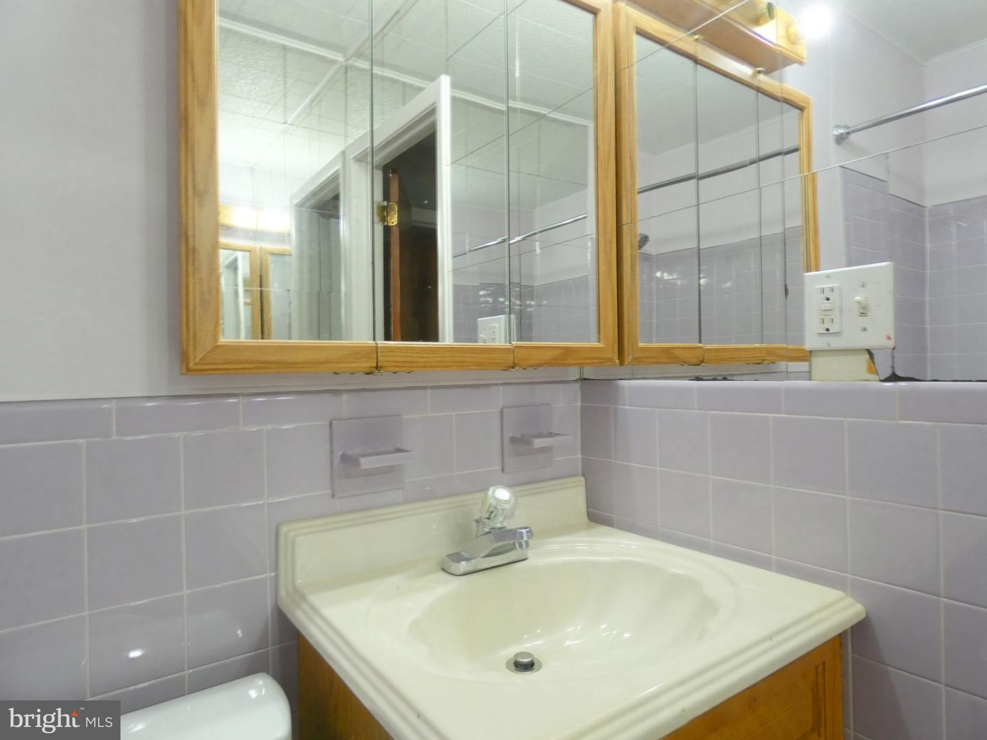 93 Outboard Ave Property Photo 26