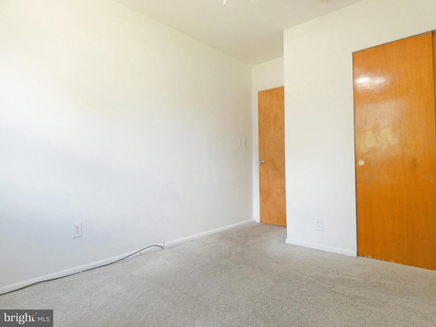 93 Outboard Ave Property Photo 32