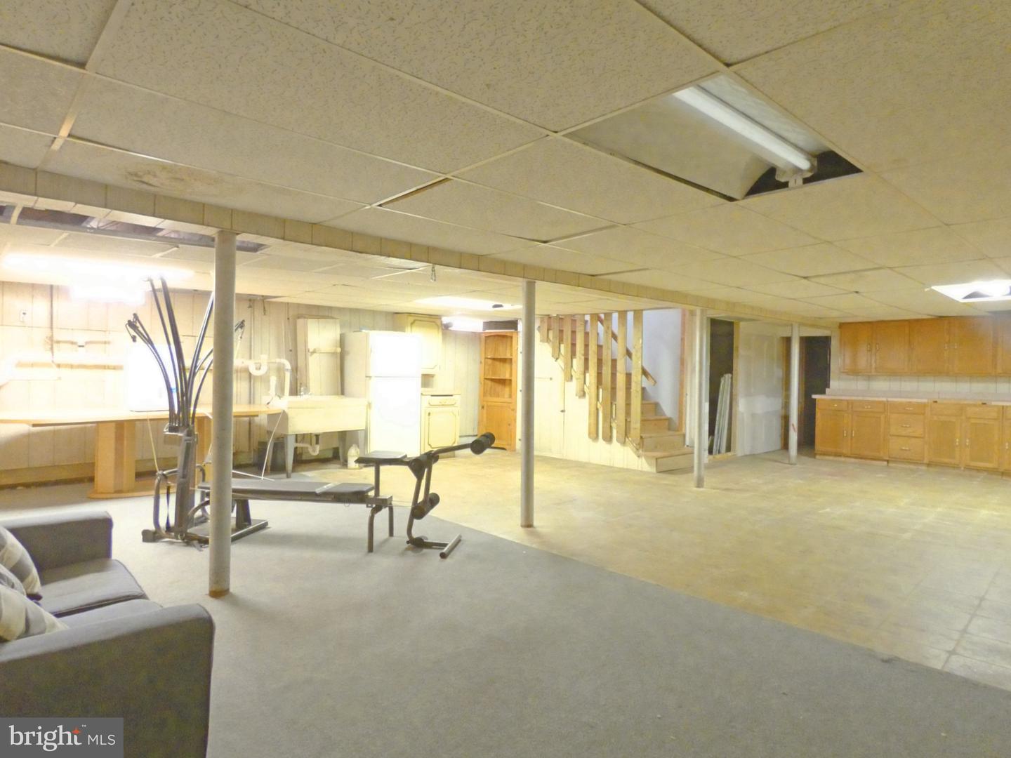 93 Outboard Ave Property Photo 43