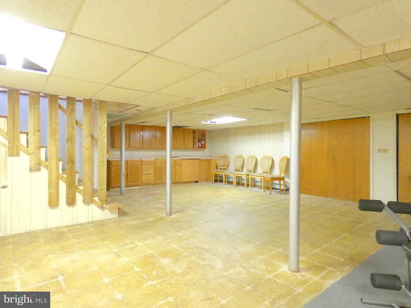 93 Outboard Ave Property Photo 44
