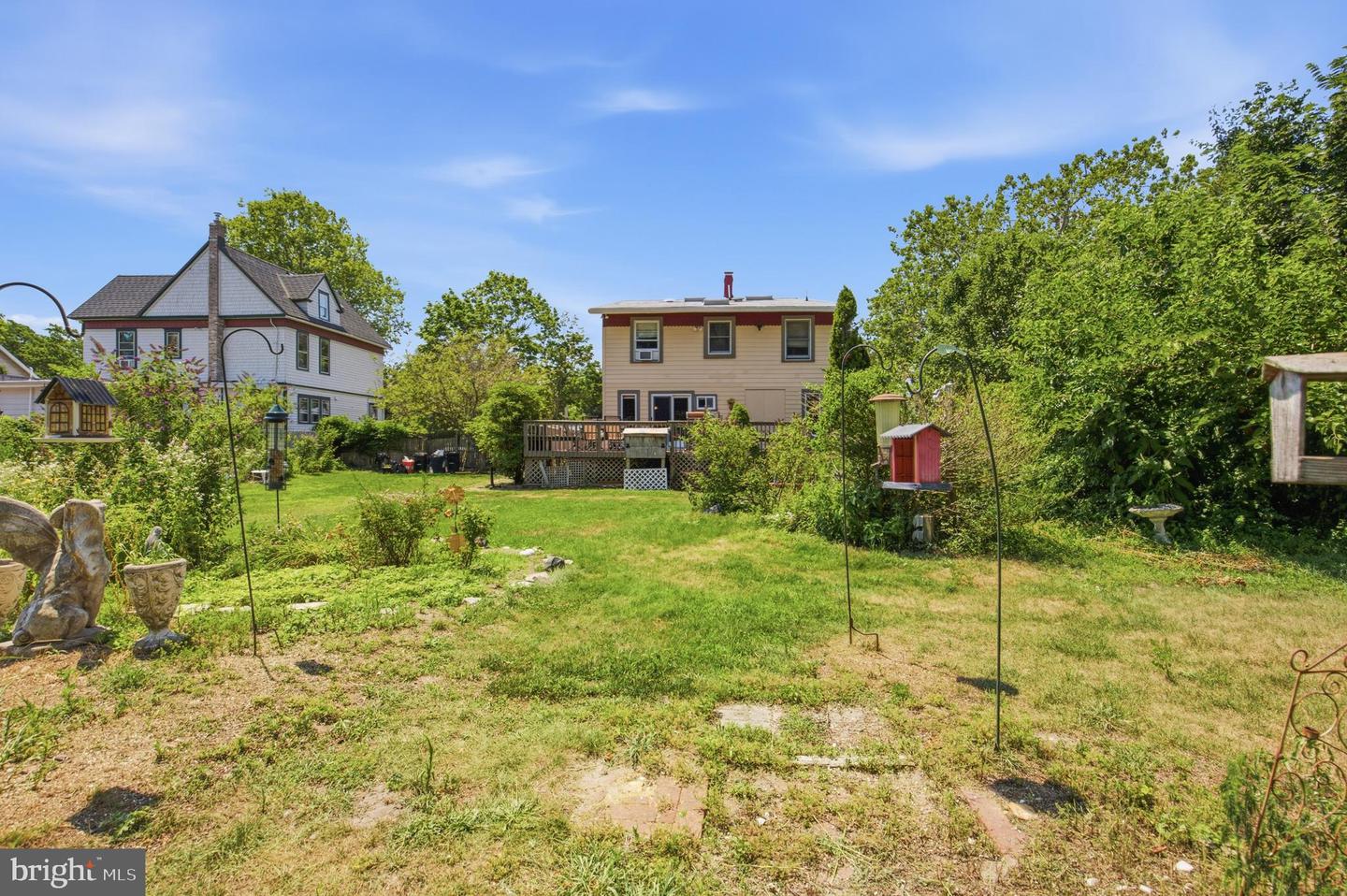 674 E Bay Ave Property Photo 44
