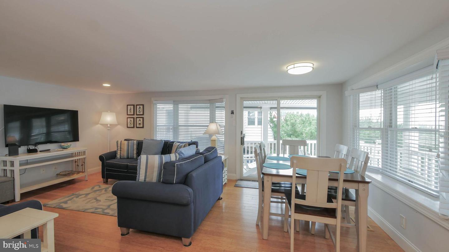 11 E Mercer Ave #9 Property Photo 7