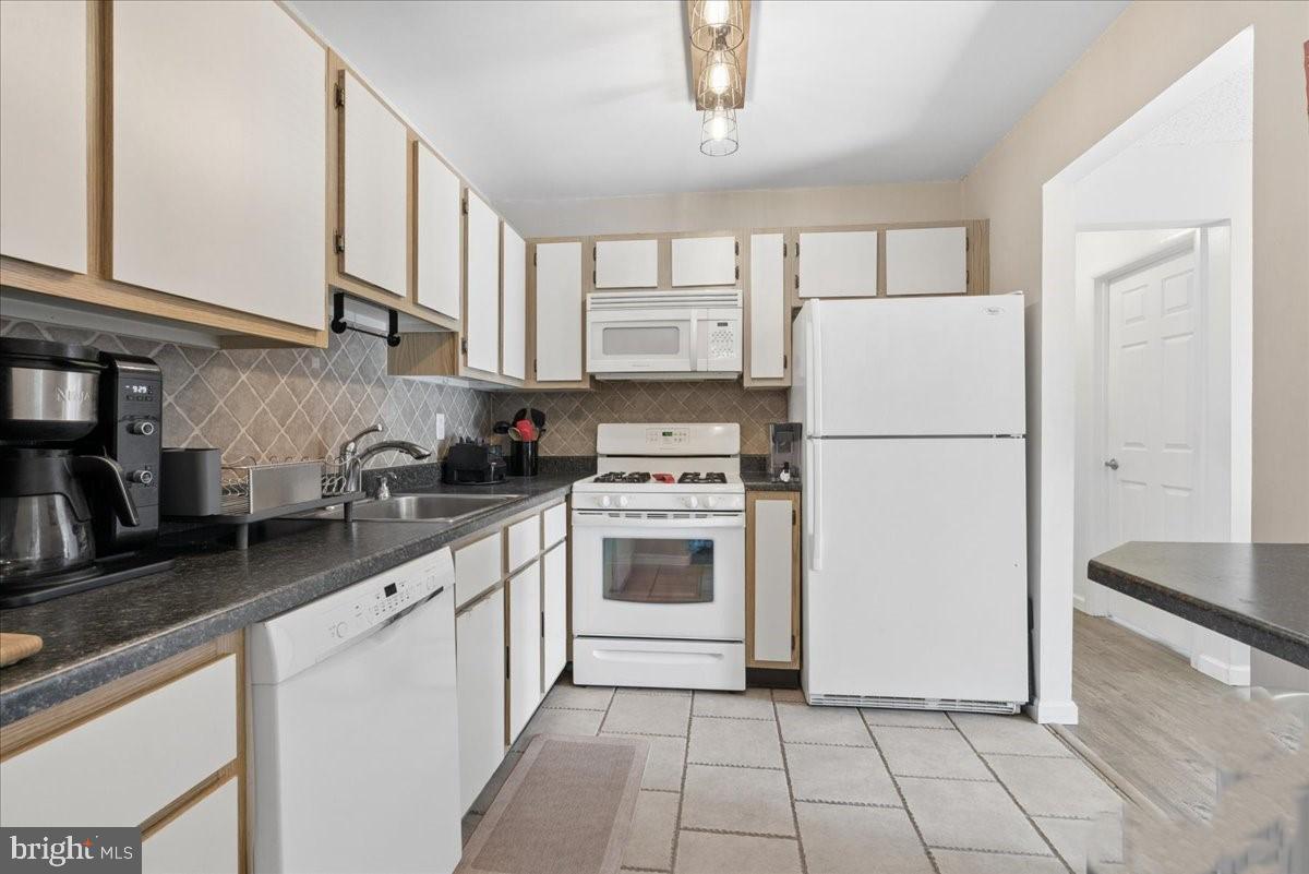 506 Violet Ln #506 Property Photo 10