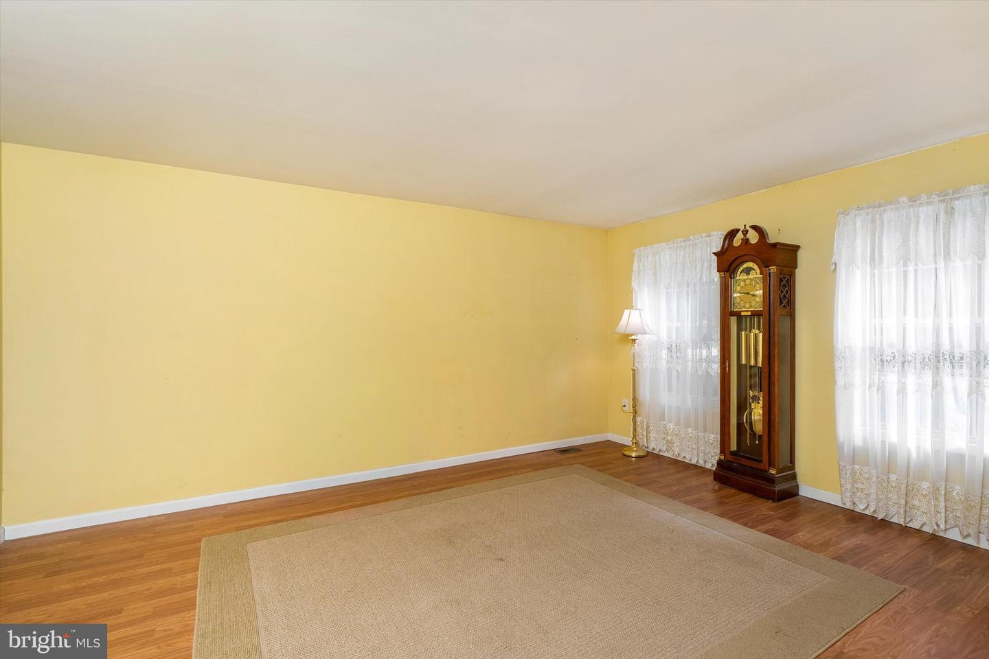 208 N. Success Property Photo 7