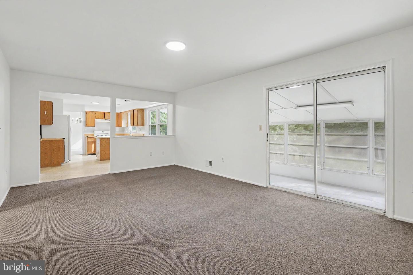 1075 Torremolinos Ct Property Photo 22
