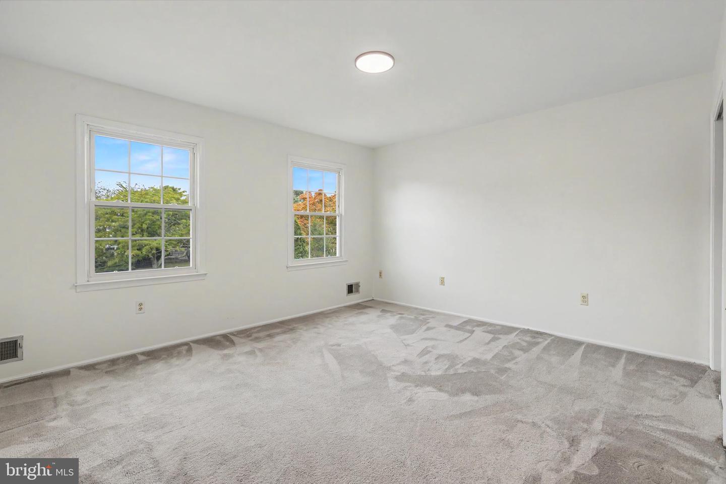 1075 Torremolinos Ct Property Photo 33
