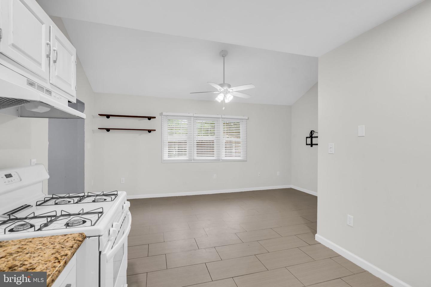 54 Central Ave Property Photo 8