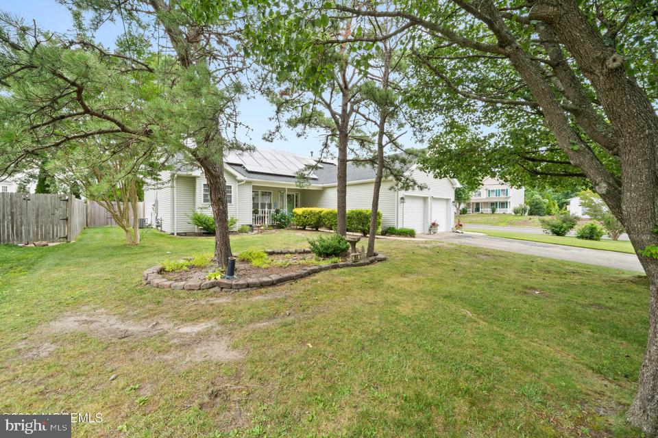 994 Treasure Ave Property Photo 3