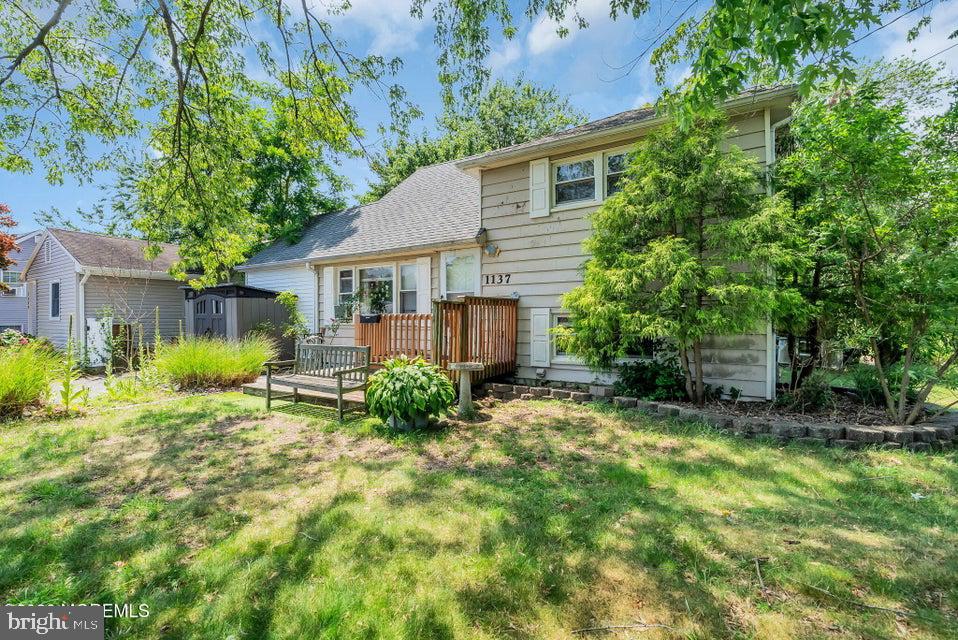 1137 Roe Ave Property Photo 31