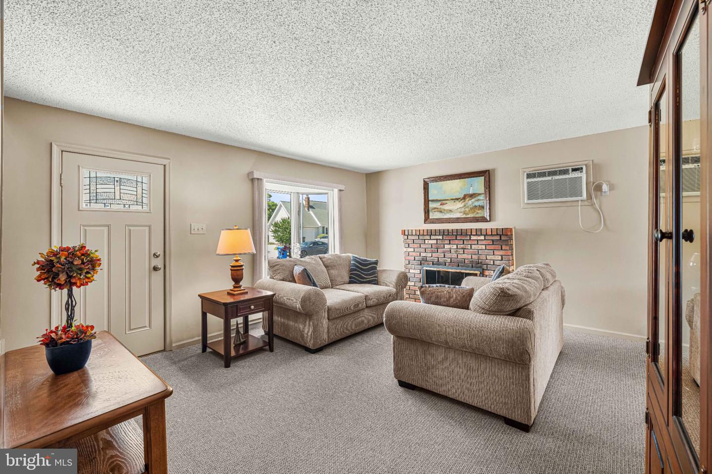 149 Arthur Dr Property Photo 2