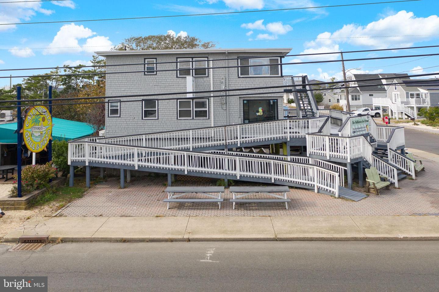 13302 Long Beach Property Photo 1