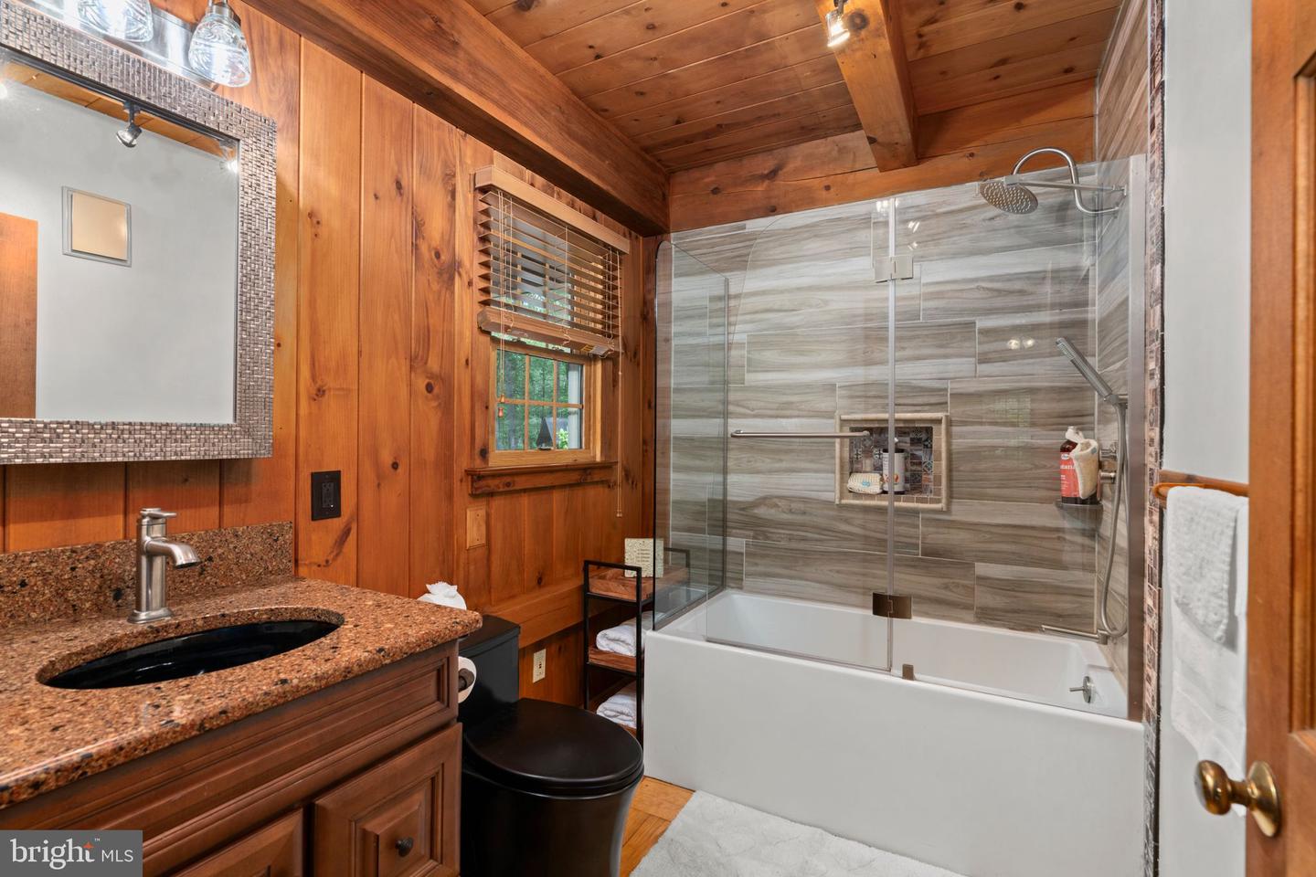 16 Dunhill Property Photo 21